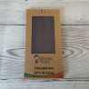 Tablette de chocolat noir (61% de cacao minimum).